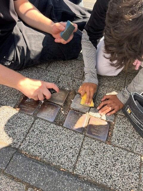 Stolpersteinaktion_der_Sekundarschule_2026_4